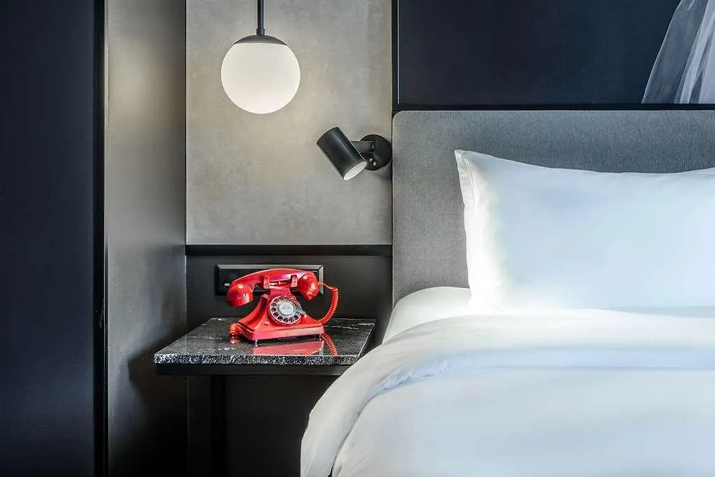 Radisson Red Helsinki Hotell