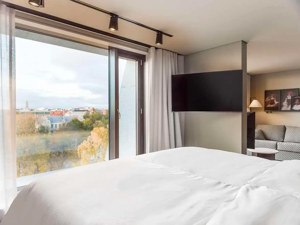 Radisson Red Helsinki Hotell